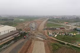 Dự án vành đai 4 - Thủ đô lại lỡ hẹn bàn giao mặt bằng