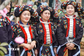 Nét đẹp trang phục người Dao Tiền xứ Thanh 