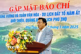 Ông Nguyễn Huy Ngọc, Phó Chủ tịch UBND tỉnh Phú Thọ (Trưởng Ban Tổ chức sự kiện) phát biểu. (Ảnh: Ngọc Bích/TTXVN)