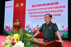 Thượng tướng Hoàng Xuân Chiến, Ủy viên Trung ương Đảng, Ủy viên Thường vụ Quân ủy Trung ương, Thứ trưởng Bộ Quốc phòng phát biểu. (Ảnh: TTXVN phát)