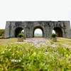 Cửa Nam-Thành nhà Hồ. (Ảnh: Hoa Mai/TTXVN)