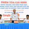 Tọa đàm, trao đổi pháp luật chống IUU với bà con ngư dân. (Ảnh: TTXVN phát)