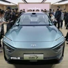 Mẫu xe điện bZ7 của Toyota được giới thiệu tại Triển lãm ô tô Thượng Hải ngày 23/4/2025. Ảnh: Kyodo/TTXVN