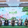 Các chuyên gia hàng đầu trong và ngoài nước cùng thảo luận về những giải pháp bảo vệ môi trường không khí. (Ảnh: Vietnam+)