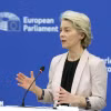 Chủ tịch Ủy ban châu Âu Ursula von der Leyen phát biểu trong cuộc họp báo tại Strasbourg, Pháp. (Nguồn: THX/TTXVN)