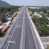 Một đoạn trên cao tốc Biên Hòa-Vũng Tàu. (Ảnh: Công Phong/TTXVN)