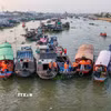 Nhộn nhịp Chợ nổi Cái Răng. (Ảnh: Thanh Liêm/TTXVN)