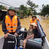 Bộ Chỉ huy Quân sự Đà Nẵng hỗ trợ người dân sau mưa lũ ấm áp tình quân dân