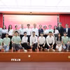 Đại diện thanh niên và đại biểu hai nước Việt-Trung dự buổi đối thoại. (Ảnh: Công Tuyên/TTXVN)
