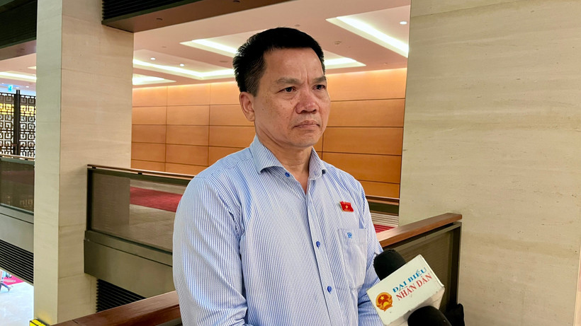 Đại biểu Dương Khắc Mai cho biết Dự án Luật Cán bộ, Công chức (sửa đổi) lần này thực sự là một bước đột phá, thể hiện tư duy đổi mới mạnh mẽ trong công tác cán bộ. (Ảnh: Vietnam+)