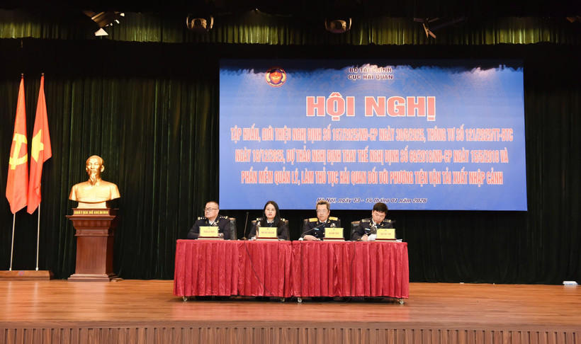 Hội nghị tập huấn cho cán bộ công chức và cộng đồng doanh nghiệp khu vực phía Bắc về Thông tư số 121/2025/TT-BTC. (Ảnh: HQ/Vietnam+)