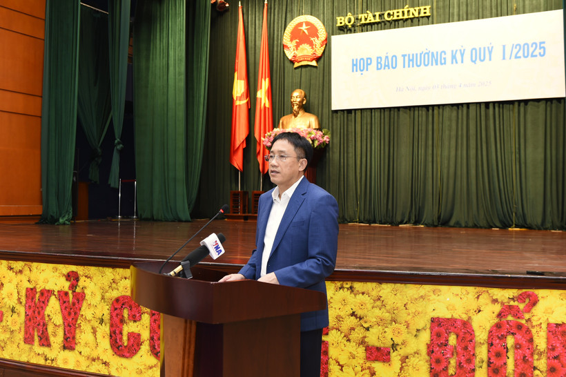 Ông Mai Sơn cho biết toàn bộ quy trình xử lý tại Cơ quan Thuế sẽ diễn ra tự động, thông tin sau đó được chuyển sang Kho bạc Nhà nước để chi hoàn tiền cho người nộp thuế trong thời gian sớm nhất. (Ảnh: BTC/Vietnam+)