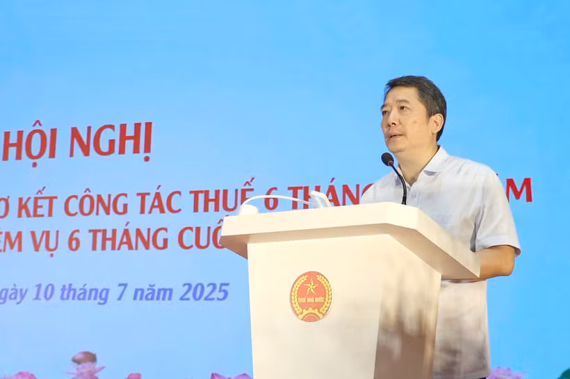 Thứ trưởng Bộ Tài chính Cao Anh Tuấn đánh giá cao những nỗ lực của toàn ngành Thuế. (Ảnh: Vietnam+)