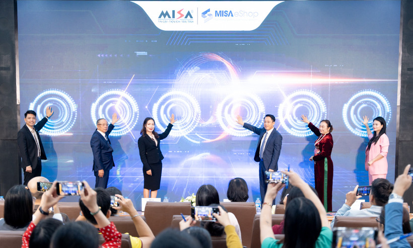 Công ty cổ phần MISA đã công bố chương trình tặng miễn phí phần mềm MISA eShop cho 2 triệu hộ kinh doanh. (Ảnh: Vietnam+)