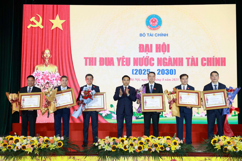 Các phong trào thi đua góp phần nâng cao tinh thần đoàn kết, chủ động, sáng tạo, vượt khó, hoàn thành xuất sắc nhiệm vụ chính trị của ngành Tài chính. (Ảnh: BTC/Vietnam+)
