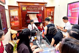 Một điểm kinh doanh vàng tại Hà Nội. (Ảnh: Đức Duy/Vietnam+)