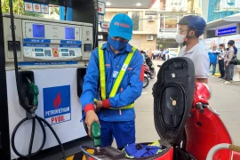 Một điểm kinh doanh xăng dầu (Nguồn: Vietnam+)