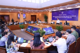 Họp báo thông tin về hội nghị công bố quy hoạch tổng thể Thủ đô Hà Nội tầm nhìn 100 năm và xúc tiến đầu tư năm 2026. (Ảnh: Vũ Quang/TTXVN)