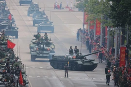 Dàn khí tài hiện đại trong lễ tổng duyệt diễu binh, diễu hành sáng 30/8. (Ảnh: PV/Vietnam+)