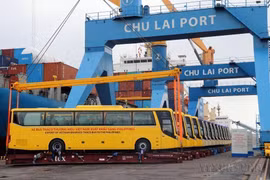 Lễ xuất khẩu xe Bus thương hiệu Việt của THACO Trường Hải sang Philippines (Quảng Nam, 2019). (Ảnh: Trần Tĩnh/TTXVN)