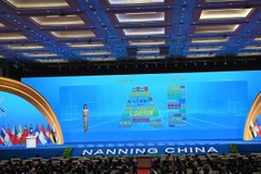 Hội chợ Trung Quốc-ASEAN lần thứ 22 đã khai mạc ngày 17/9. Tại hội nghị, AI đã tạo ra những từ khóa phổ biến cho Hội chợ Trung Quốc-ASEAN. (Nguồn: chinanews)
