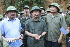 Phó Thủ tướng Trần Hồng Hà trực tiếp chỉ đạo khắc phục hậu quả thiên tai ở Điện Biên. (Ảnh: Xuân Tư/TTXVN)