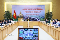 Thủ tướng Phạm Minh Chính chủ trì phiên họp thứ bảy của Ban Chỉ đạo các công trình trọng điểm, dự án quan trọng quốc gia lĩnh vực đường sắt. (Ảnh: Dương Giang/TTXVN)