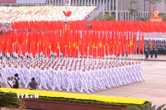 Khối cờ Đảng, cờ Tổ quốc. (Ảnh: Văn Điệp/TTXVN)