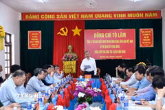Tổng Bí thư Tô Lâm phát biểu chỉ đạo tại buổi làm việc. (Ảnh: Chanh Đa/TTXVN)