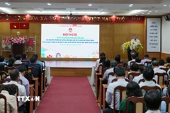Sở Giáo dục và Đào tạo Thành phố Hồ Chí Minh hội nghị sơ kết thí điểm và triển khai thực hiện xây dựng môi trường trường học đường lành mạnh, hạn chế sử dụng điện thoại di động, thiết bị điện tử trong giờ ra chơi tại các cơ sở giáo dục trên địa bàn. (Ảnh: Thu Hoài/TTXVN)