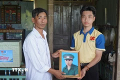 Phục dựng ảnh liệt sỹ: Món quà tinh thần vô giá gửi tặng các gia đình liệt sỹ