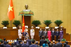Thủ tướng Chính phủ Lê Minh Hưng tuyên thệ nhậm chức. (Ảnh: Thống Nhất/TTXVN)