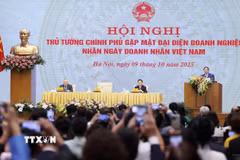Thủ tướng Phạm Minh Chính phát biểu tại Hội nghị gặp mặt đại diện doanh nghiệp nhân Ngày doanh nhân Việt Nam. (Ảnh: Dương Giang/TTXVN)