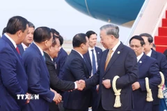 Lễ đón Tổng Bí thư Tô Lâm tại Sân bay Quốc tế Techo. (Ảnh: Thống Nhất/TTXVN)