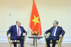 Tổng Bí thư Tô Lâm tiếp Chủ tịch Đảng Cộng sản Nga Gennady Zyuganov. (Ảnh: Thống Nhất/TTXVN)