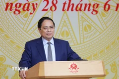 Thủ tướng Phạm Minh Chính chủ trì phiên họp lần thứ 12 của Hội đồng Thi đua-Khen thưởng Trung ương. (Ảnh: Dương Giang/TTXVN)