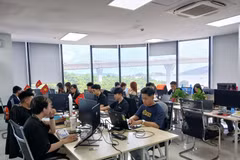 Đà Nẵng phấn đấu trở thành 1 trong 3 trung tâm vi mạch bán dẫn lớn của Việt Nam với khoảng 5.000 nhân lực chất lượng cao được đào tạo đáp ứng được yêu cầu công việc trên toàn cầu. (Ảnh: Mỹ Hà/TTXVN)