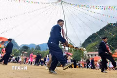 Ngày hội Văn hóa dân tộc Mông và Festival khèn Mông ở Mèo Vạc năm 2023. (Ảnh: Nam Thái/TTXVN)