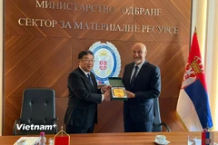 Thượng tướng Phạm Hoài Nam tại buổi hội kiến với Ngài Nenad Miloradovic, Thứ trưởng Bộ Quốc phòng Serbia. (Nguồn: Vietnam+)