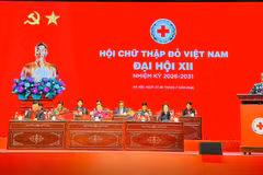 Đoàn Chủ tịch Đại hội điều hành Đại hội. (Ảnh: Vietnam+)