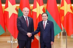 Chủ tịch Quốc hội Trần Thanh Mẫn tiếp Chủ tịch Hạ viện Belarus Igor Sergeenko. (Ảnh: Doãn Tấn/TTXVN)