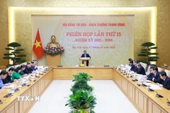 Thủ tướng Phạm Minh Chính chủ trì Phiên họp lần thứ 15 của Hội đồng Thi đua-Khen thưởng Trung ương. (Ảnh: Dương Giang/TTXVN)