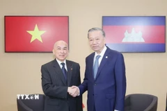 Nhân dịp tham dự Hội nghị cấp cao Pháp ngữ lần thứ 19, chiều 5/10/2024, tại Thủ đô Paris, Tổng Bí thư, Chủ tịch nước Tô Lâm tiếp xúc song phương với Quốc vương Campuchia Norodom Sihamoni. (Ảnh: Trí Dũng/TTXVN)