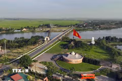 Di tích Lịch sử Quốc gia Đặc biệt Đôi bờ Hiền Lương-Bến Hải. (Ảnh: Vũ Sinh/ TTXVN)