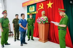 Công an tỉnh Đắk Lắk khởi tố, bắt tạm giam Võ Thái Huy, nguyên Cửa hàng trưởng Cửa hàng xăng dầu Sông Hinh về tội tham ô tài sản. (Nguồn: Công an cung cấp)