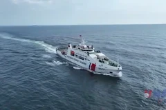 Vùng Cảnh sát biển 3 diễn tập chiến thuật, bắn đạn thật trên biển 