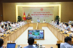 Thủ tướng Phạm Minh Chính chủ trì Hội nghị toàn quốc lần thứ 4 về thúc đẩy đầu tư công năm 2025. (Ảnh: Dương Giang/TTXVN)