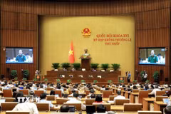 Sáng 8/8/2026, Quốc hội thảo luận ở hội trường về dự án Luật Phòng, chống phổ biến vũ khí hủy diệt hàng loạt và Luật sửa đổi, bổ sung một số điều của 09 luật về quân sự, quốc phòng. (Ảnh: Tuấn Anh/TTXVN)