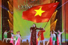 Tiết mục văn nghệ tại chương trình Concert “Việt Nam trong tôi.” (Ảnh: Khánh Hòa/TTXVN)