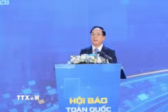 Đồng chí Trịnh Văn Quyết, Ủy viên Bộ Chính trị, Bí thư Trung ương Đảng, Trưởng Ban Tuyên giáo và Dân vận Trung ương phát biểu tại lễ khai mạc Hội báo toàn quốc 2026. (Ảnh: Minh Quyết/TTXVN)